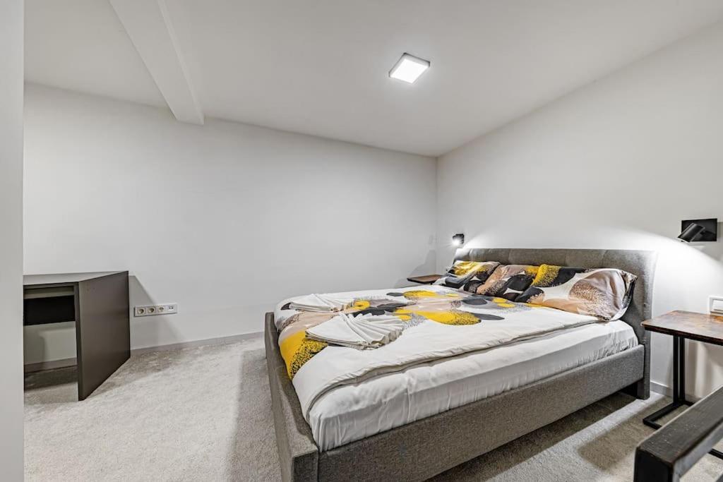 דירות בודפשט Chic Loft Bp: Industrial Gem מראה חיצוני תמונה