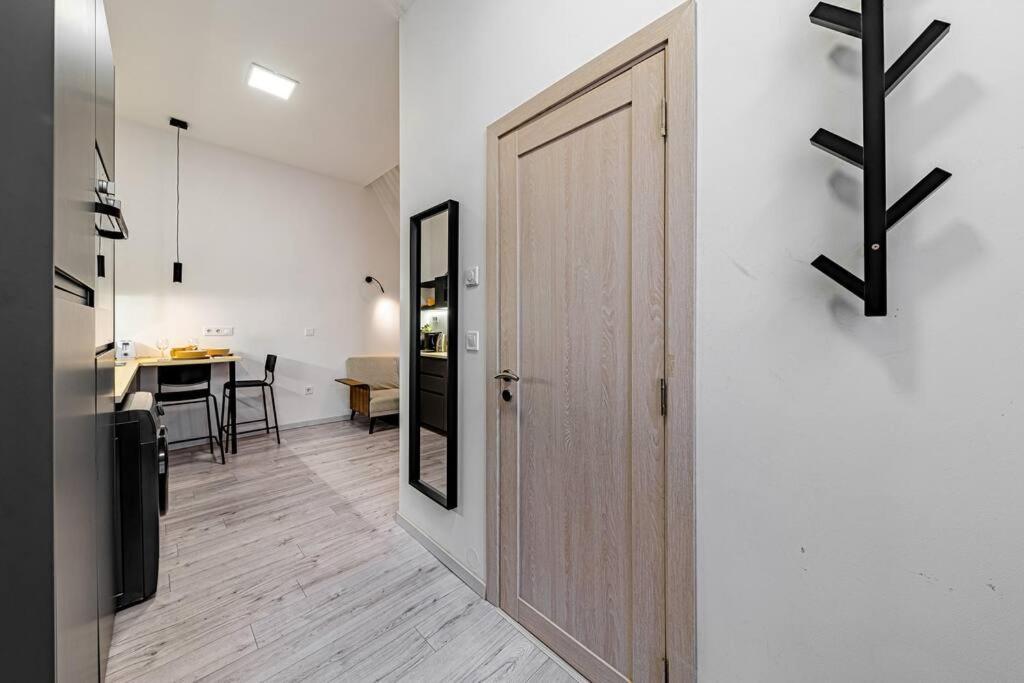 דירות בודפשט Chic Loft Bp: Industrial Gem מראה חיצוני תמונה