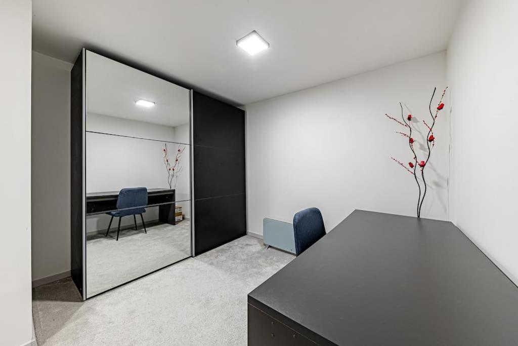 דירות בודפשט Chic Loft Bp: Industrial Gem מראה חיצוני תמונה